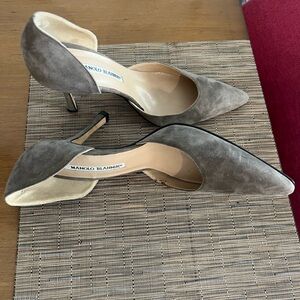 Manolo Blahnik Gray Suede Pointed-Toe Heels